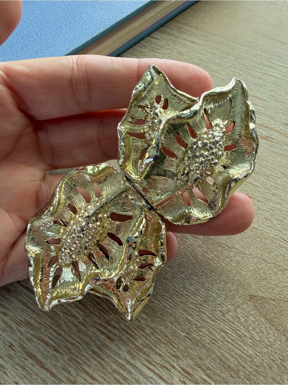 Vintage Gold Tone Floral Statement Belt Buckle Clasp